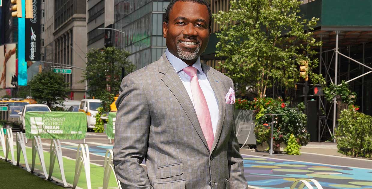 Entrevista para Vida & Éxito con Gopal Burgher, socio de la prominente firma de abogados BurgherGray en Nueva York