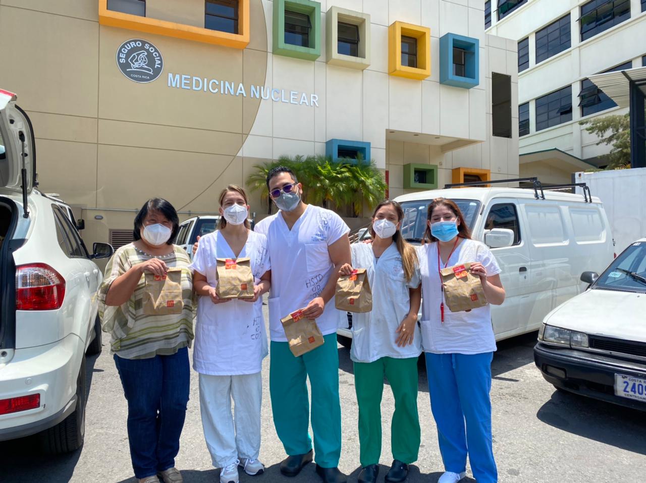 Arcos Dorados entregará 600 almuerzos de McDonald’s a personal de salud costarricense