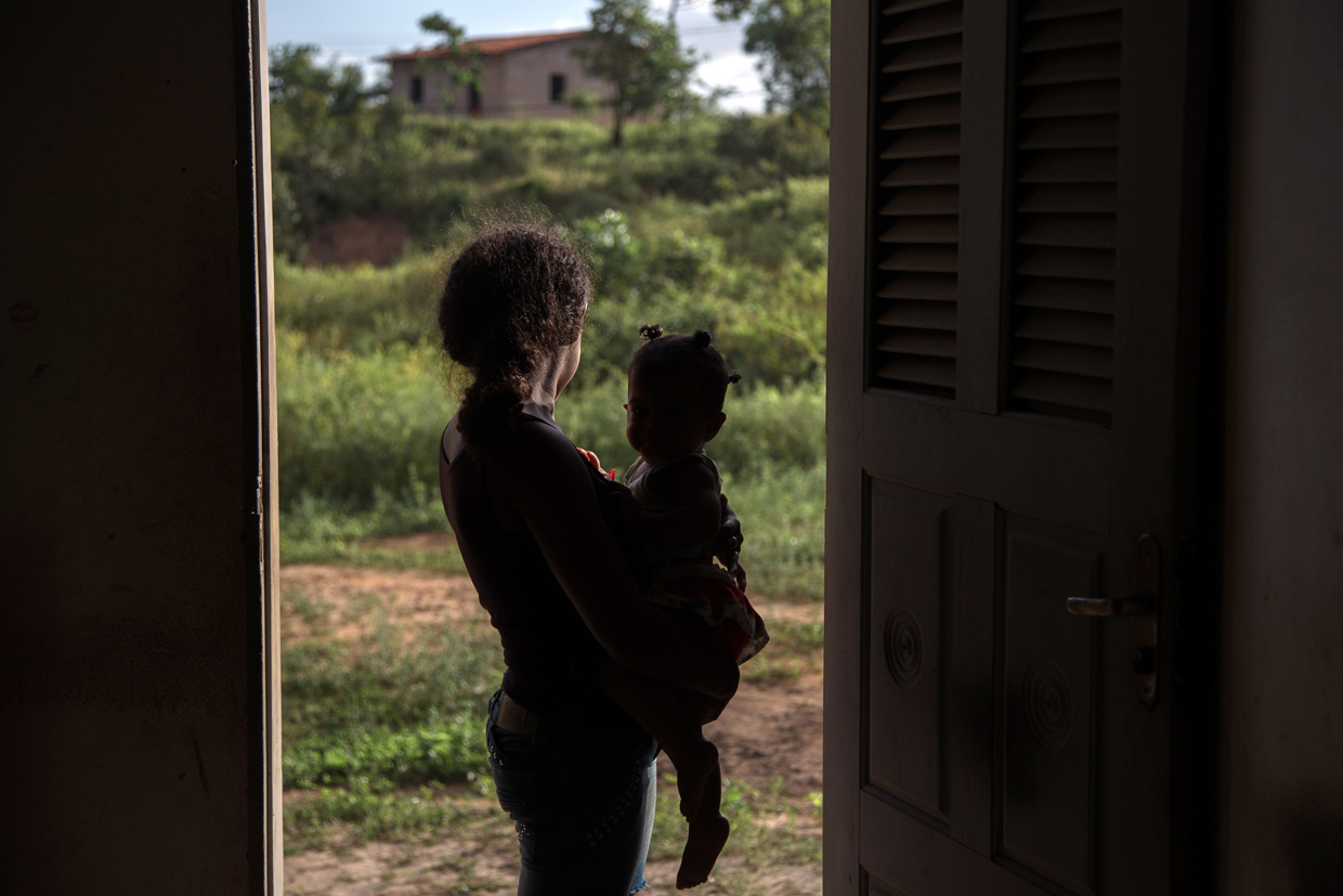 El embarazo temprano frustra el futuro de las niñas y adolescentes en América Latina