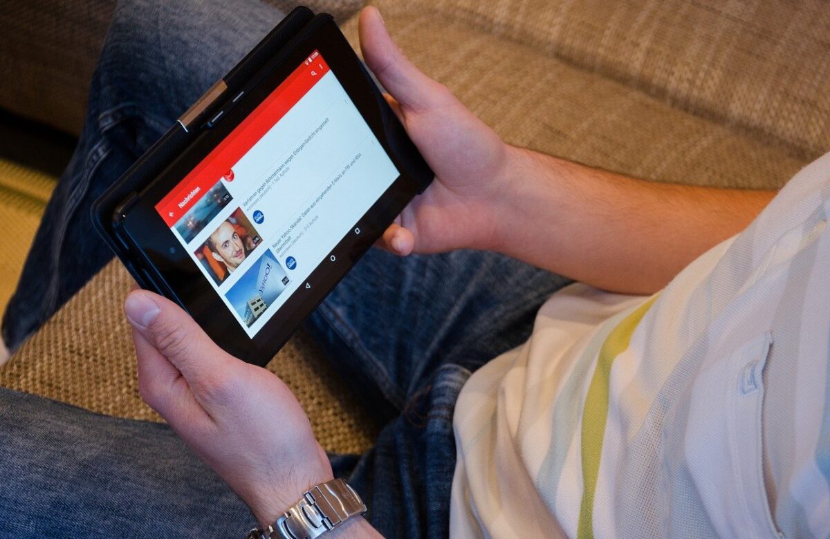 Ahora en YouTube puede invitar a otras personas a las transmisiones con: Compartir en vivo