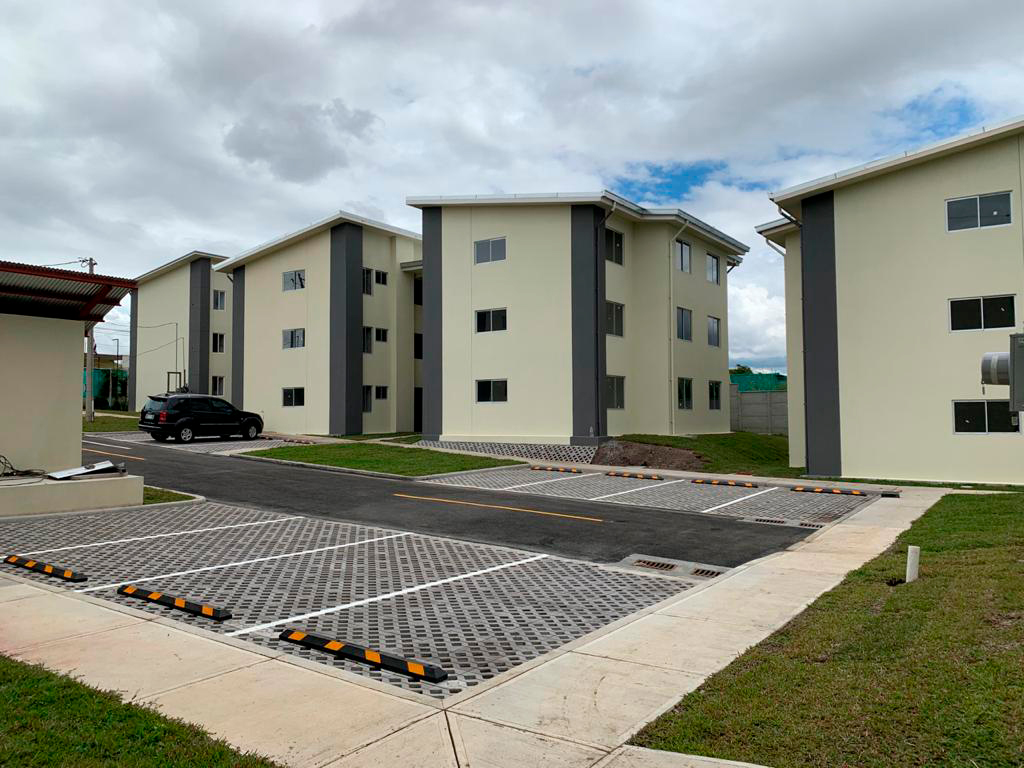 Familias costarricenses con viviendas de interés social cuentan  hoy una opción ágil y sencilla para asegurar su casa