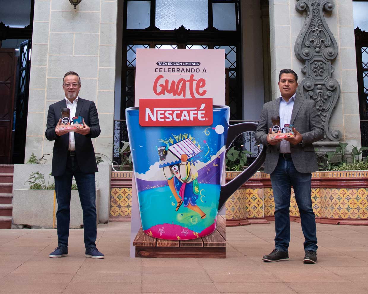 Nescafé celebra a Guatemala en su bicentenario con el arte de Luis Fernando Izquierdo
