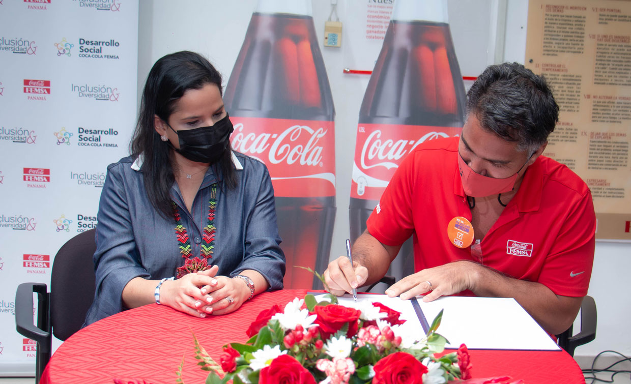Coca-Cola FEMSA Panamá se suma a la iniciativa de paridad de género