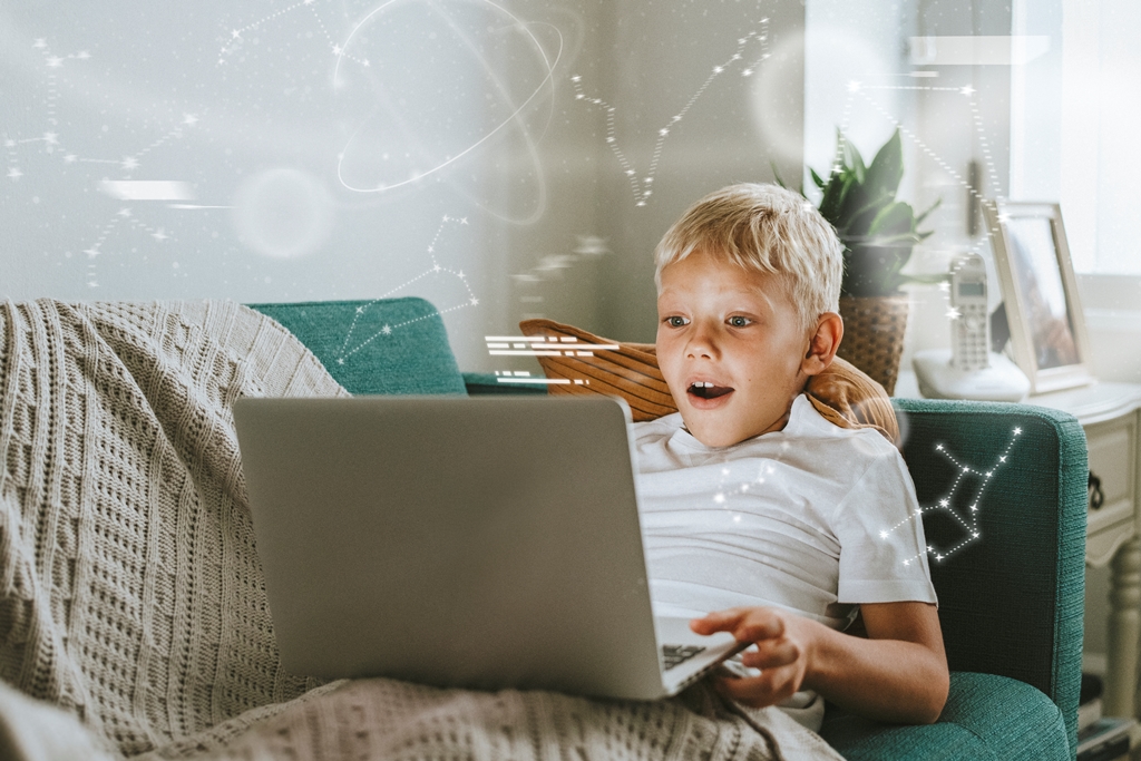 Aulas Modernas: ¿cómo proteger la tecnología de tus hijos?