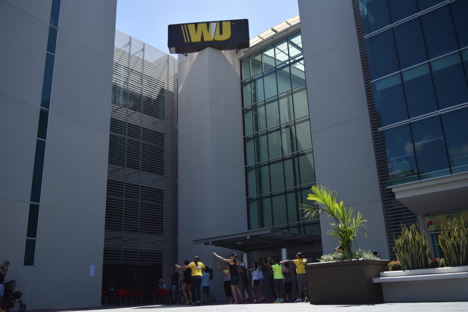 Western Union recibe reconocimiento por ser una de las mejores empresas a nivel mundial para laborar