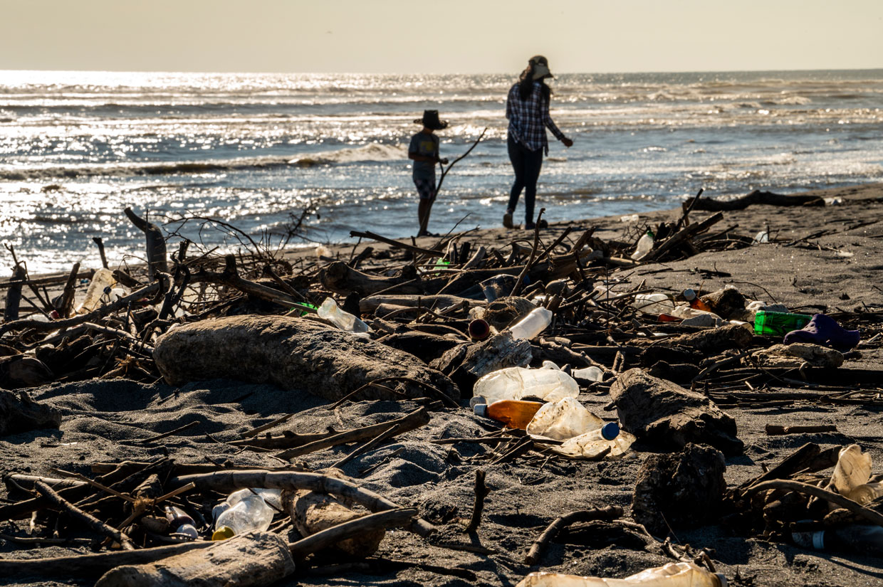 Guatemala, Salvador y Honduras suscriben declaratoria para rechazar el plástico de un solo uso