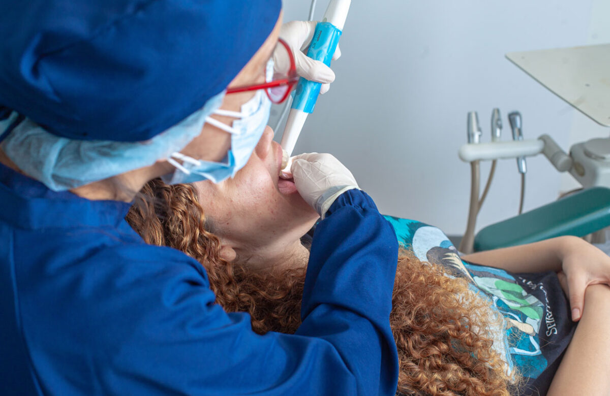¿Cuál es la importancia de la realización del tamizaje para la detección temprana de cáncer oral?