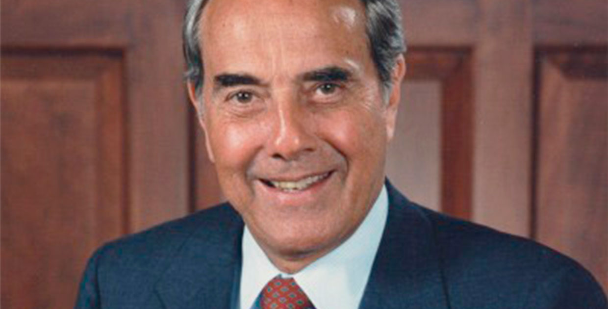 Bob Dole y los acuerdos logrados en 1989 sobre Centroamérica