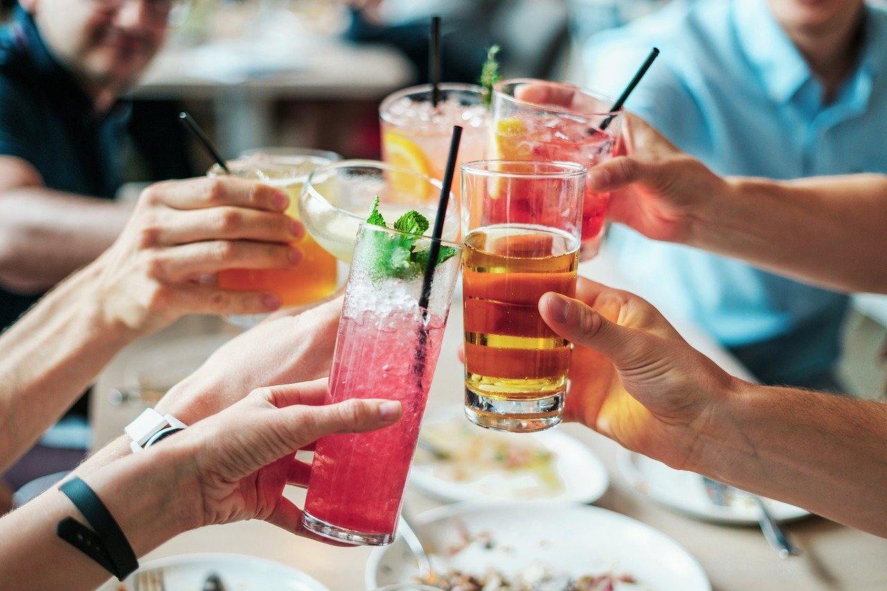 Consumidores tienen la posibilidad de aprender sobre el consumo responsable de alcohol