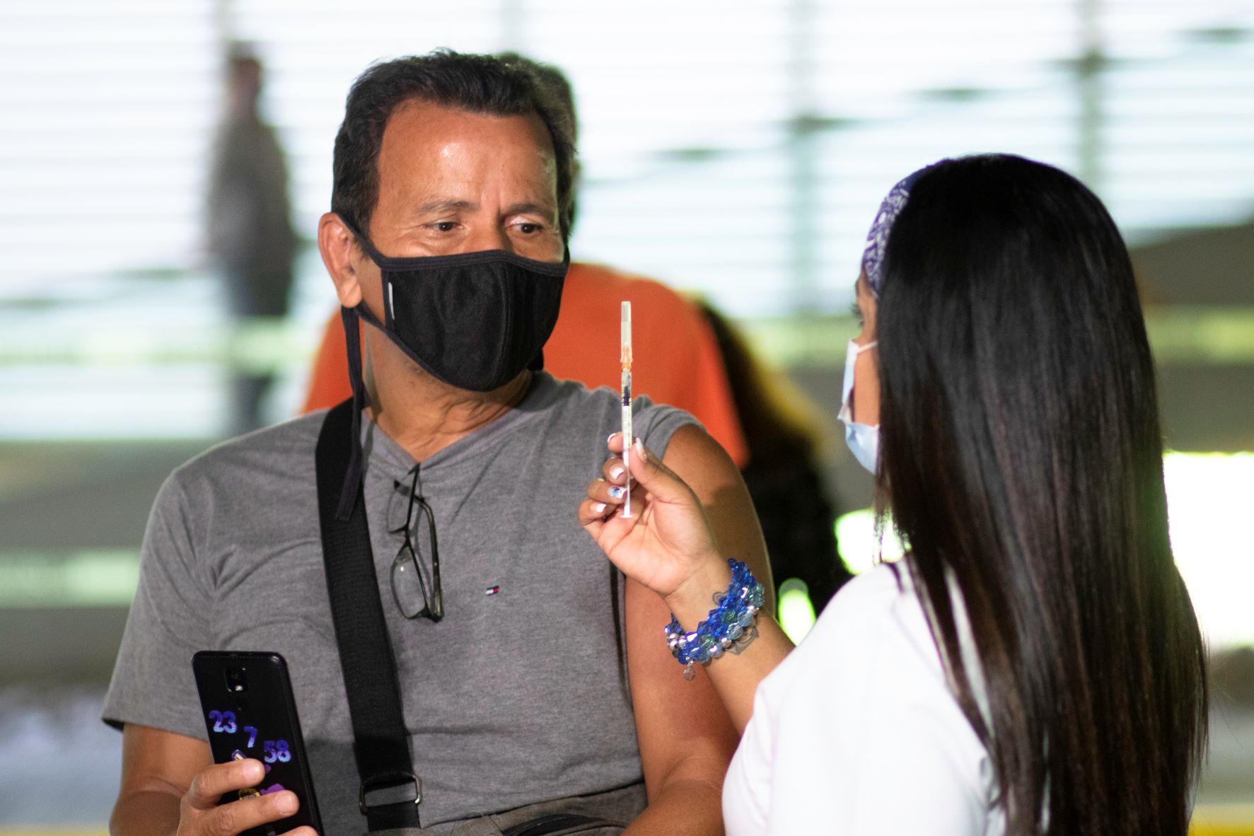 Walmart Tibás será centro de vacunación contra COVID-19