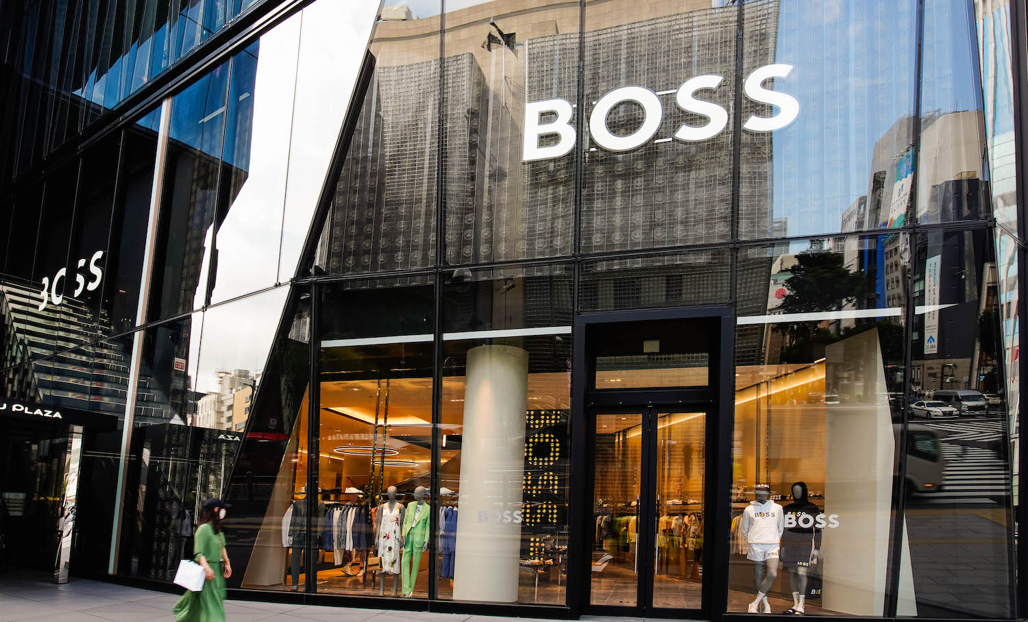 Hugo Boss renueva su imagen