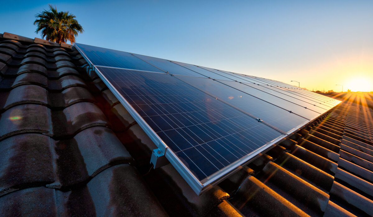 CIFI y Grupo Solek firman una línea de crédito por US$15,1 millones, para financiar un portafolio de plantas fotovoltaicas en Chile