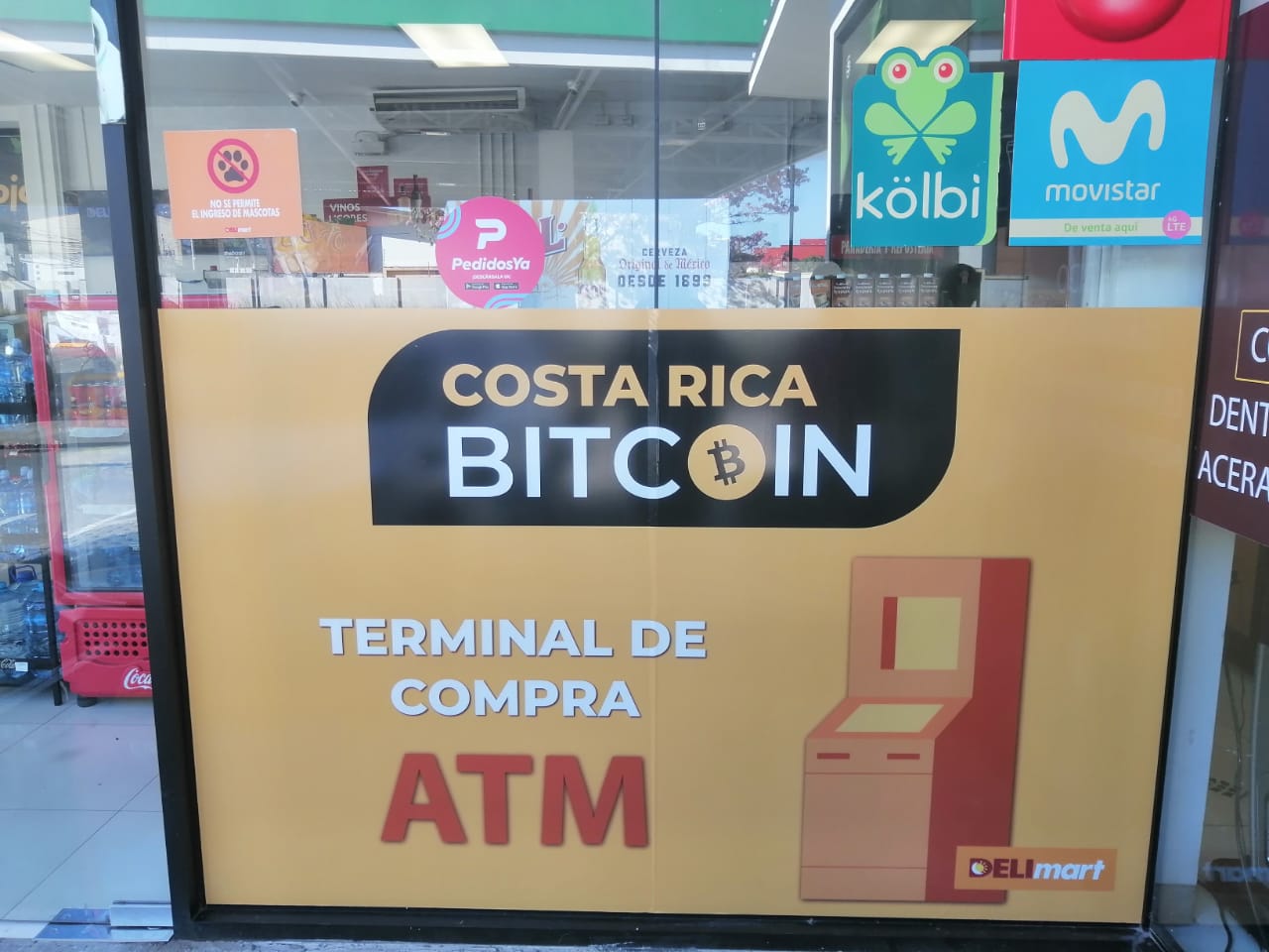 Cadena de minisúper en Costa Rica irrumpe en mercado de criptomonedas con terminal de compra de Bitcoin