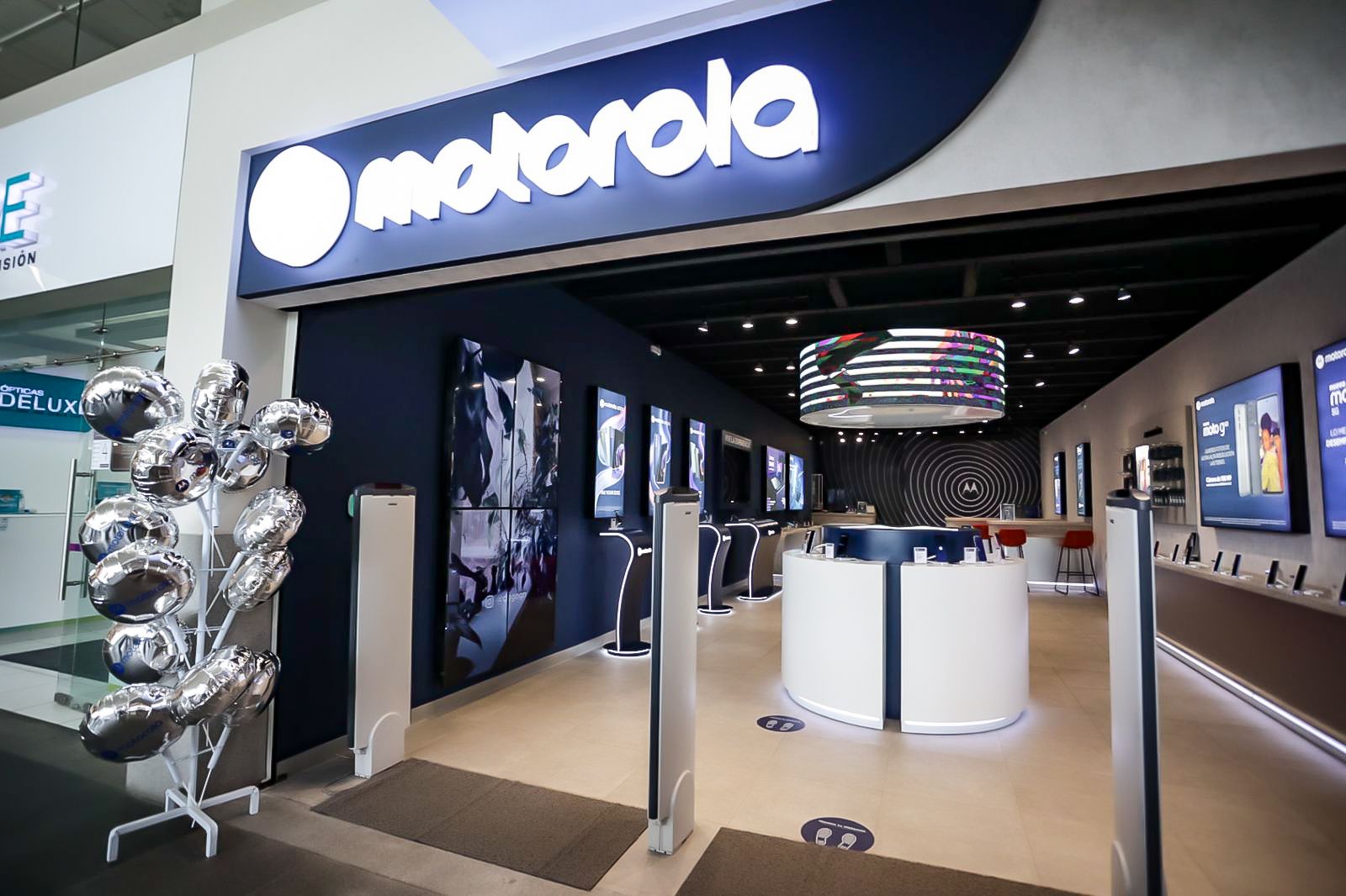 Se inaugura la primera Motorola Store de Centroamérica y Caribe en Guatemala
