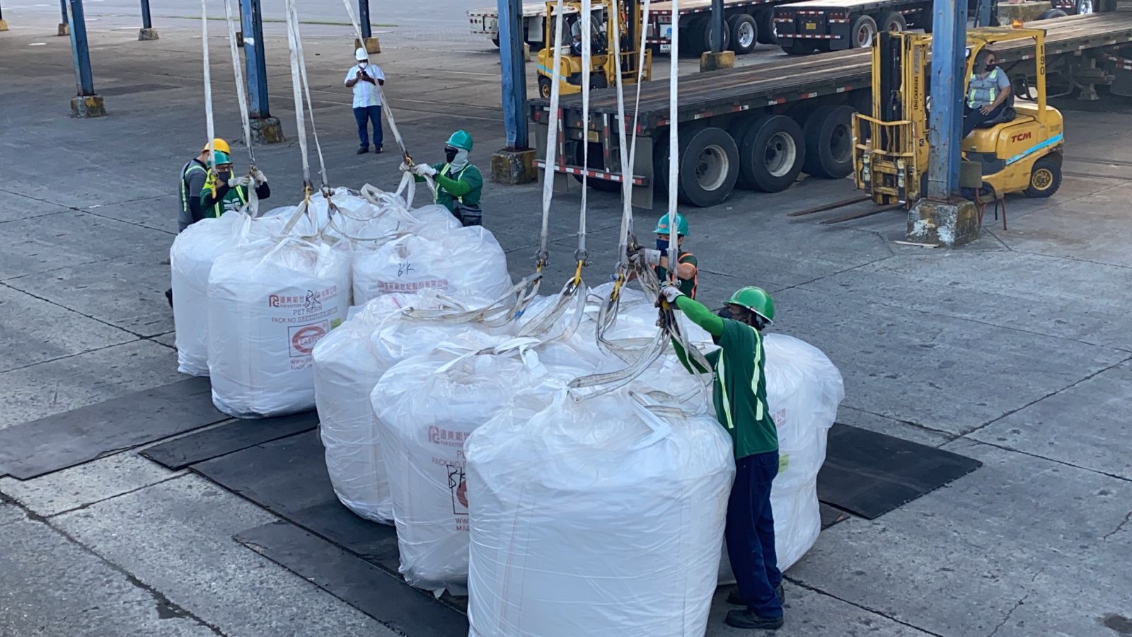 Costa Rica: JAPDEVA y Coca-Cola FEMSA gestionan ingreso de 5.000 toneladas de resina reciclada para producción de envases