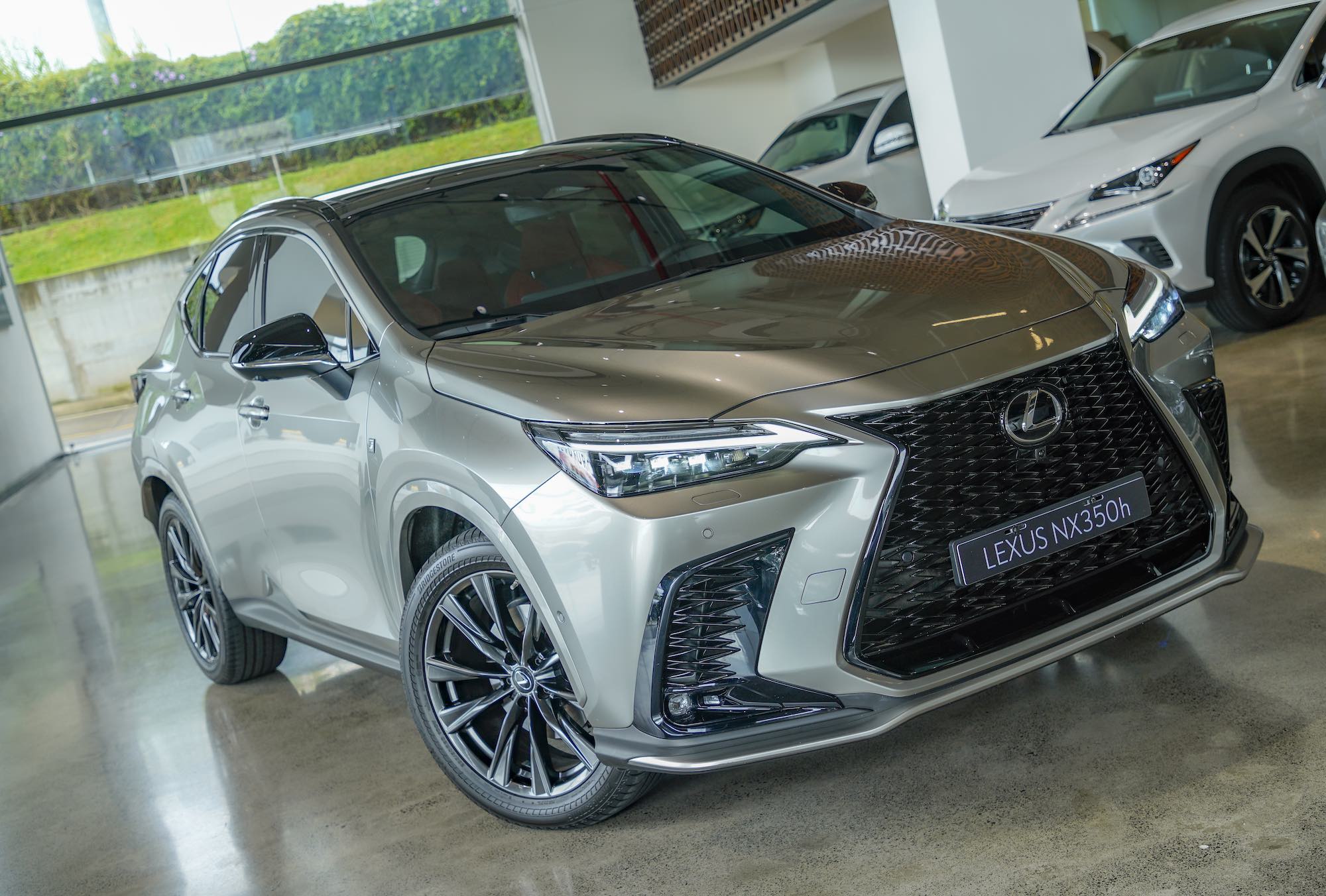 Lexus introduce una nueva propuesta de diseño de interiores en sus vehículos