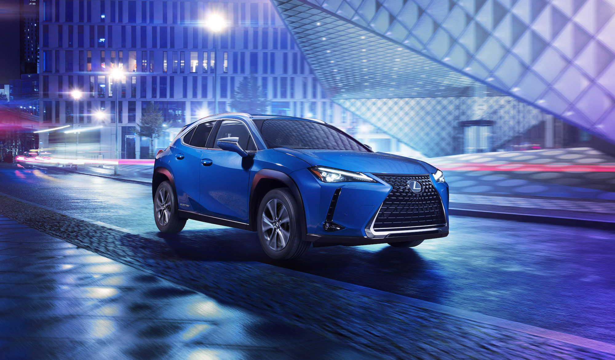 Los autos eléctricos se lucen en la Expomóvil 2022