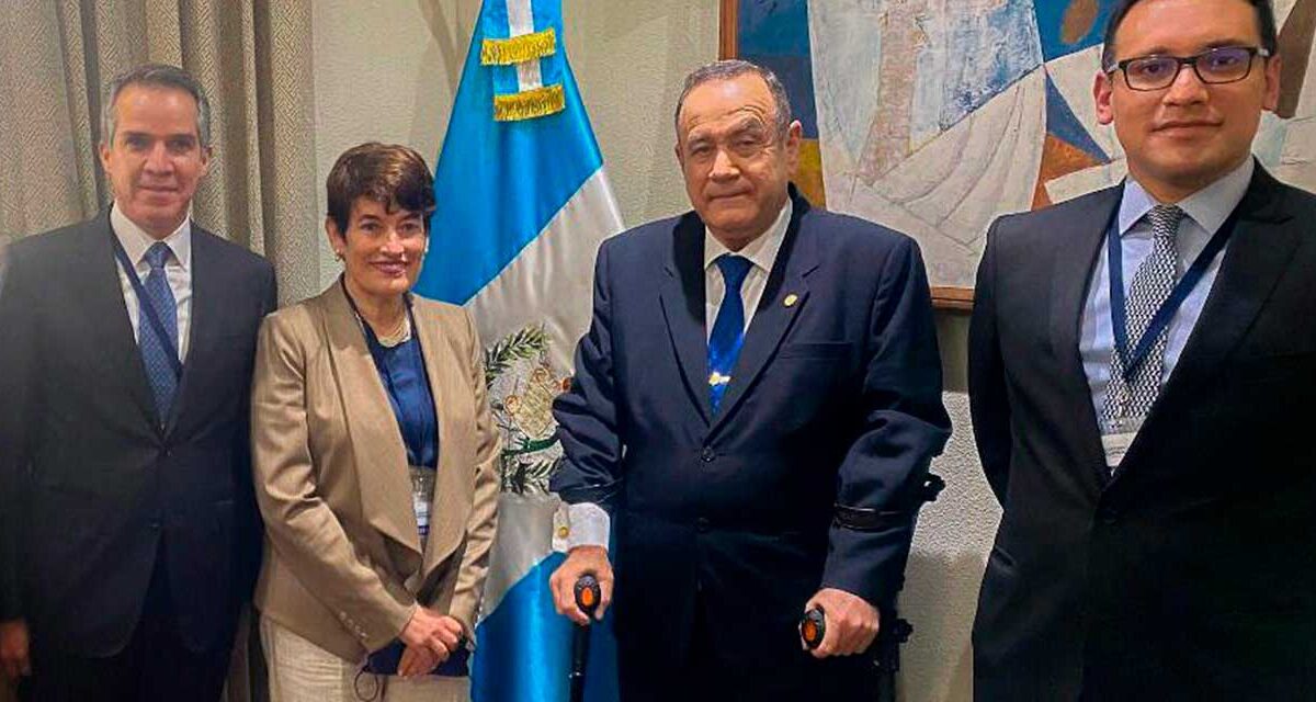 Presidente de Guatemala y Presidente Regional de Visa para América Latina y el Caribe acuerdan avanzar la digitalización de apoyos gubernamentales