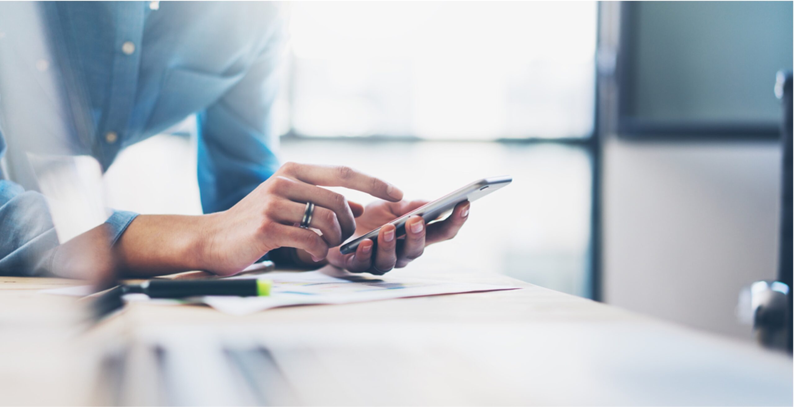 Suplantación de identidad en redes sociales y aplicaciones móviles representa una amenaza en crecimiento a nivel corporativo