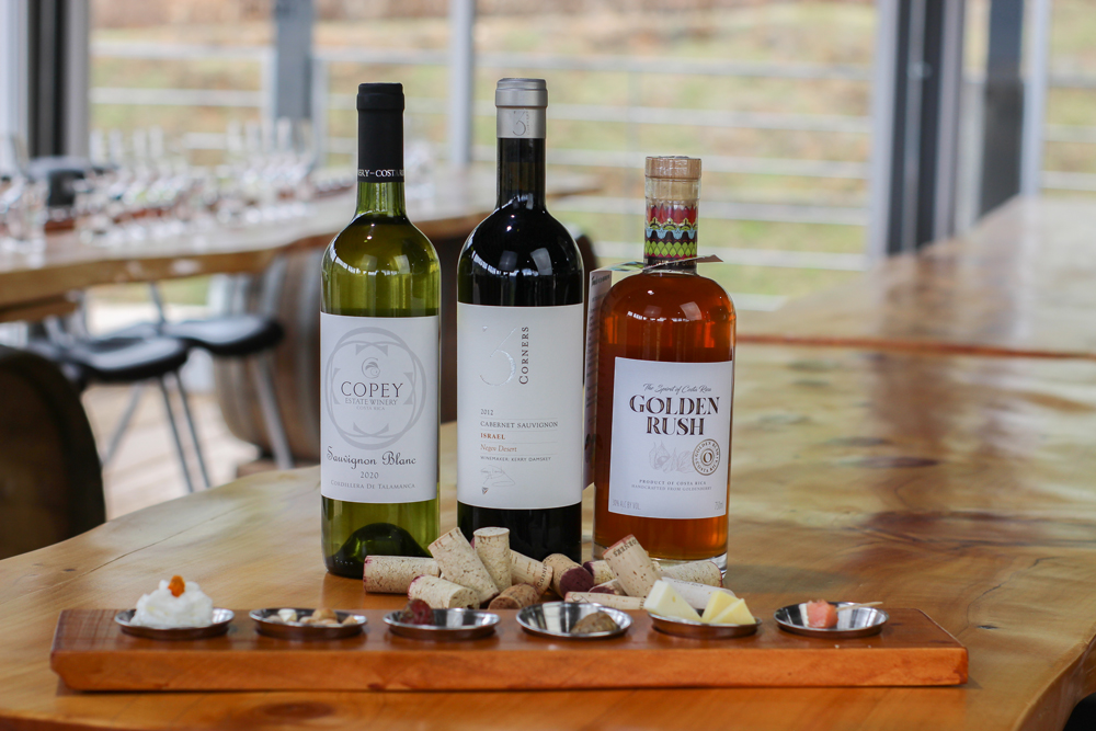 Copey Estate Winery ofrece la primera y única experiencia vinícola y de producción de licor de uchuva en Centroamérica