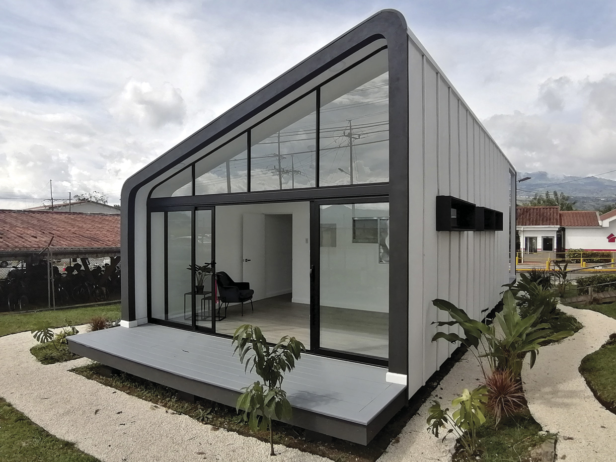 Banco Promerica y Plycem promueven construcción de casas sostenibles