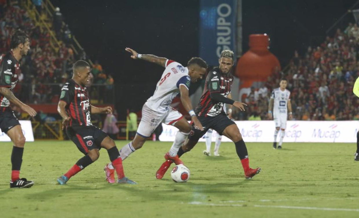 Cartaginés, el equipo que tardó 81 años en volver a ser campeón del fútbol de Costa Rica