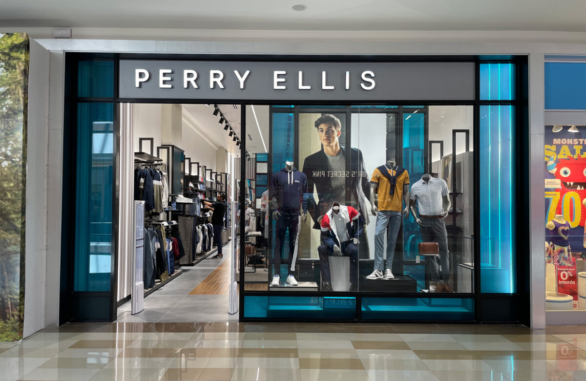 Tienda Perry Ellis en Multiplaza Escazú ya abrió sus puertas