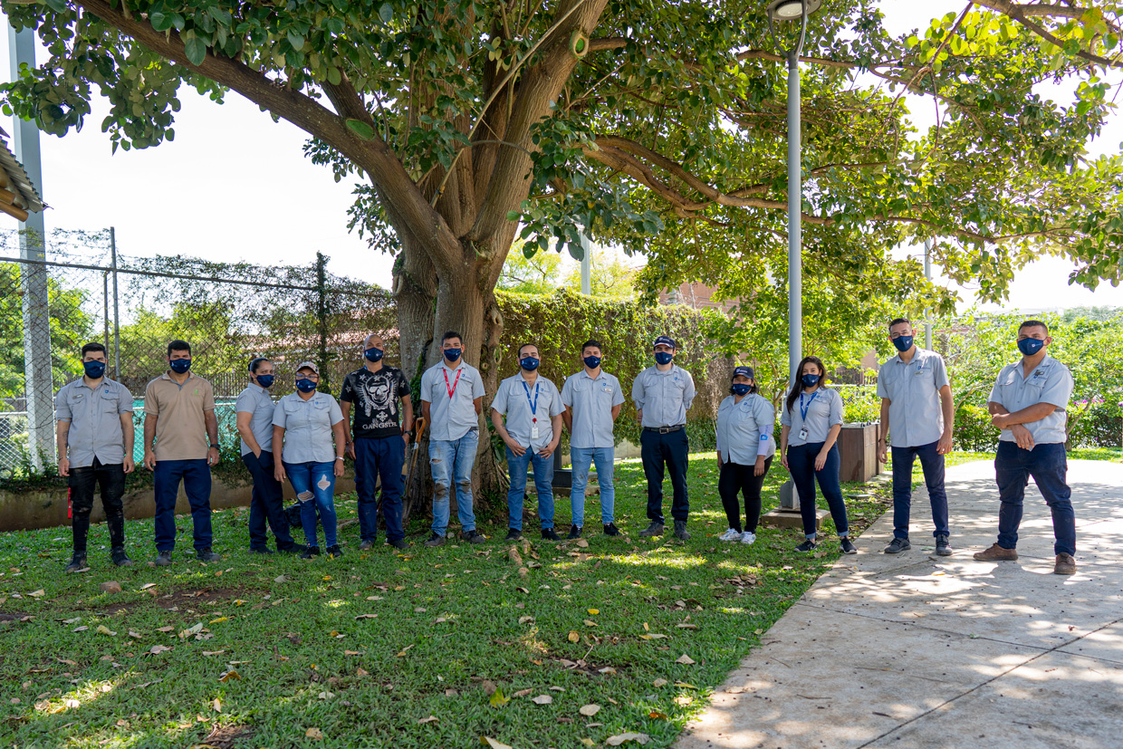 Terminal de Bus 7-10 recibe por primera vez Bandera azul en categoría de Cambio Climático