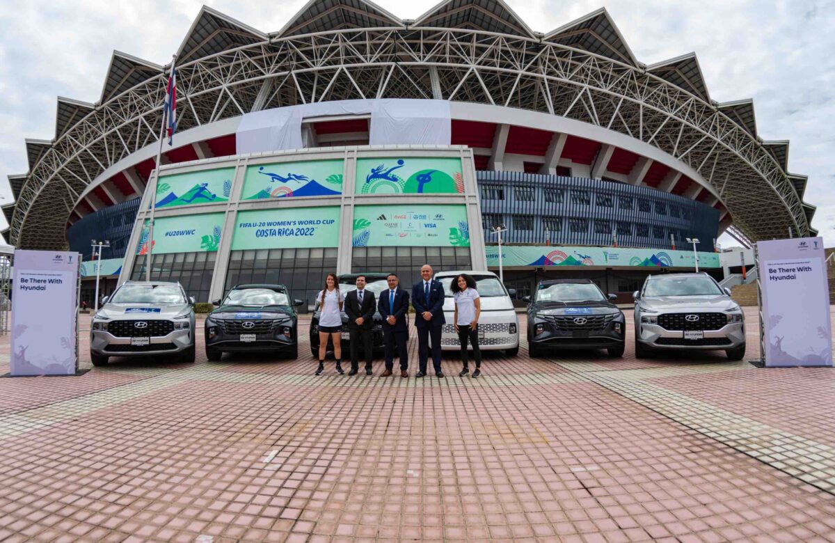 Hyundai entregó 60 vehículos a la organización del Mundial Femenino Sub 20