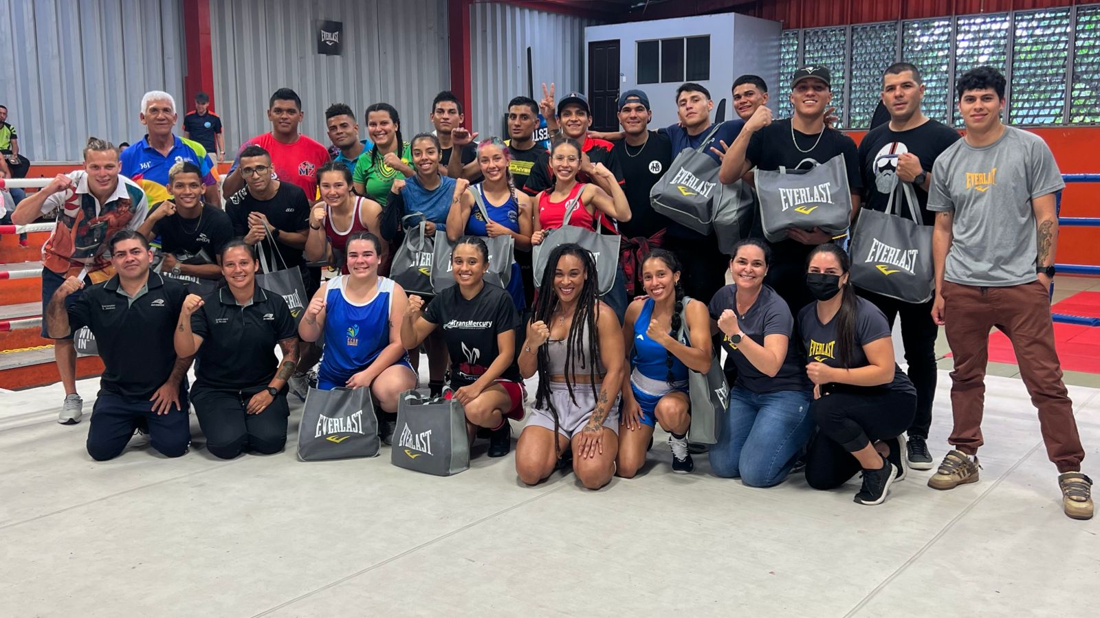 Hanna Gabriels motiva a boxeadores que participarán en justas centroamericanas