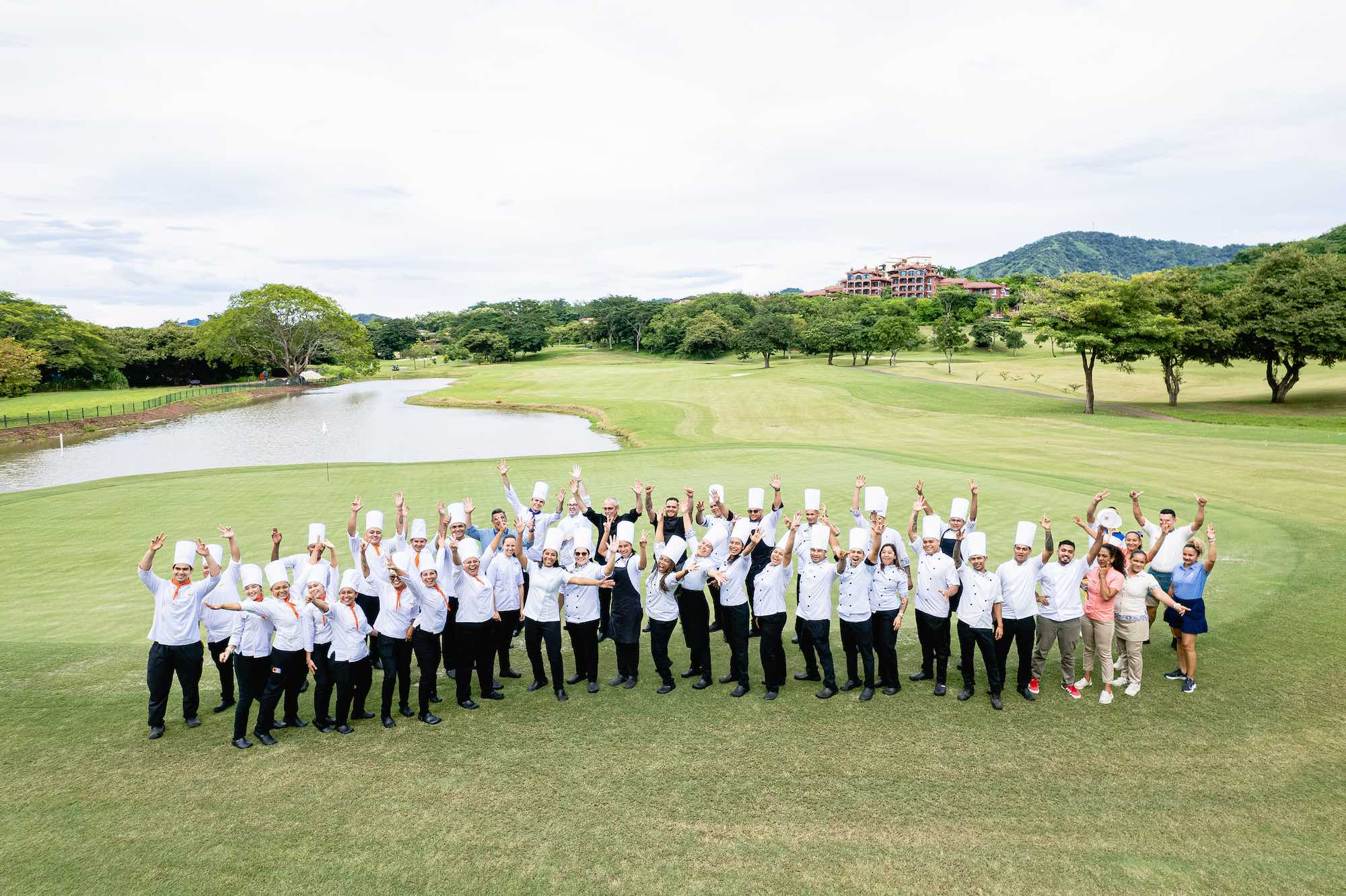 Reserva Conchal y el INA celebran octava graduación del programa de formación dual en turismo