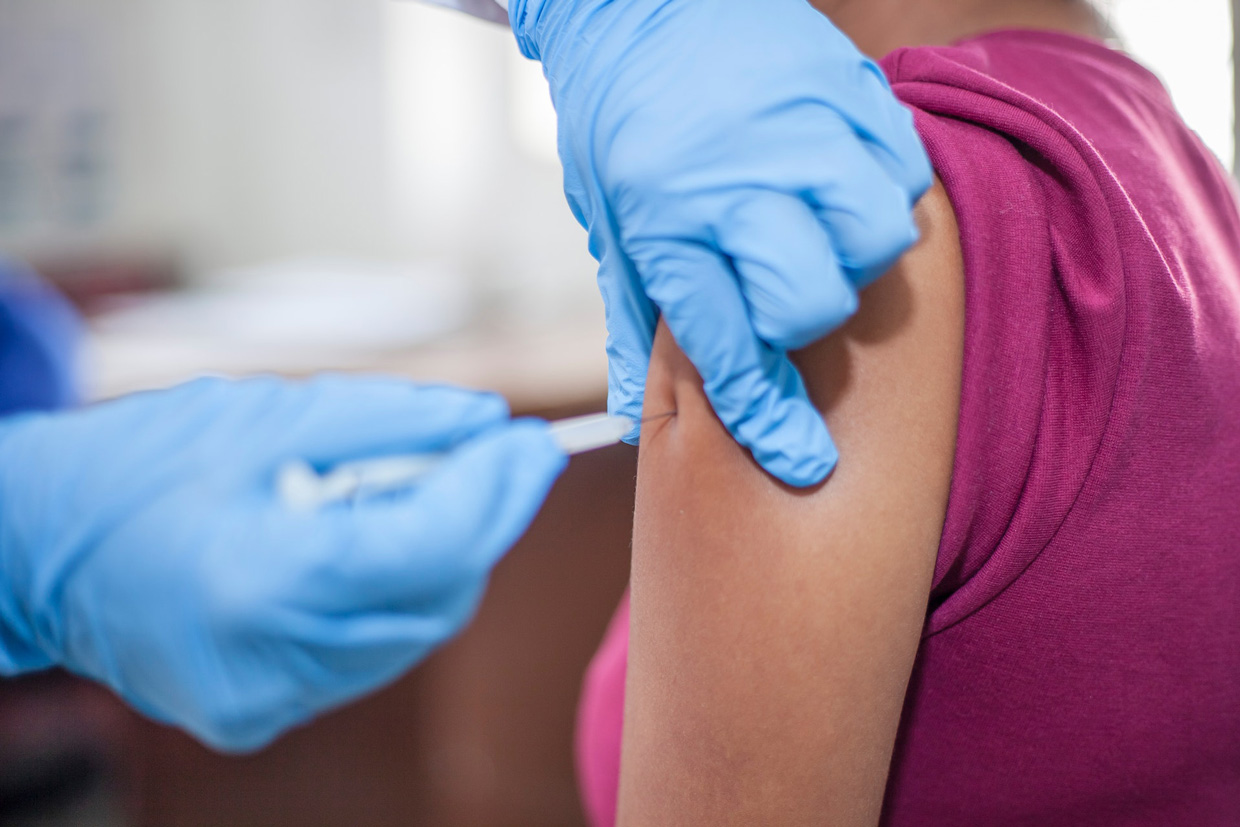 La vacunación es un factor clave para la salud y recuperación de la economía