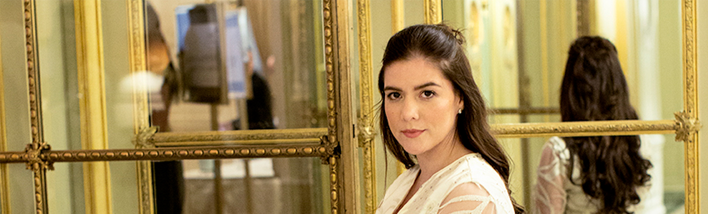 La influencia árabe en los diseños de Ana Melissa Valencia