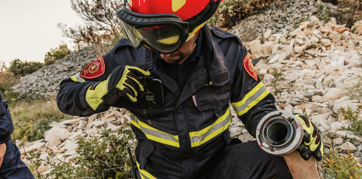 Cámara térmica del Cat S62 Pro facilita labores de rescate de personas en situaciones de emergencia