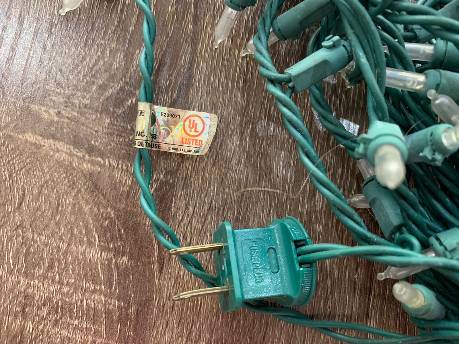 Logre una Navidad sostenible, ahorrando electricidad y de forma segura