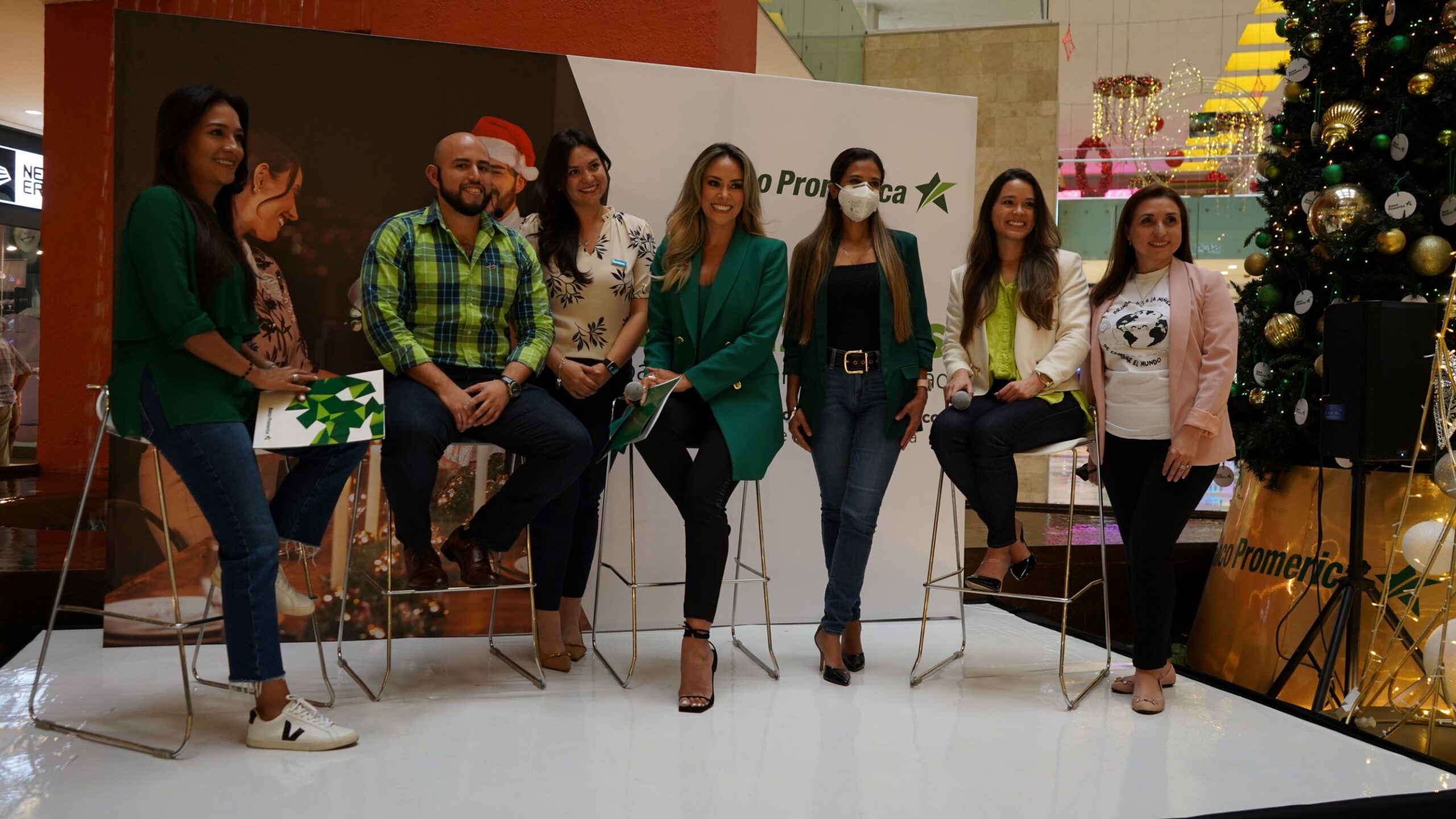 Banco Promerica El Salvador le brinda “25 Razones para disfrutar esta navidad”