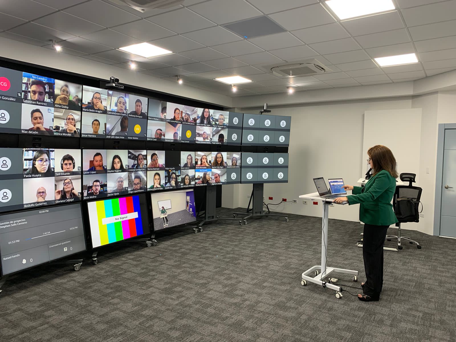 INCAE Business School presenta su primer aula virtual