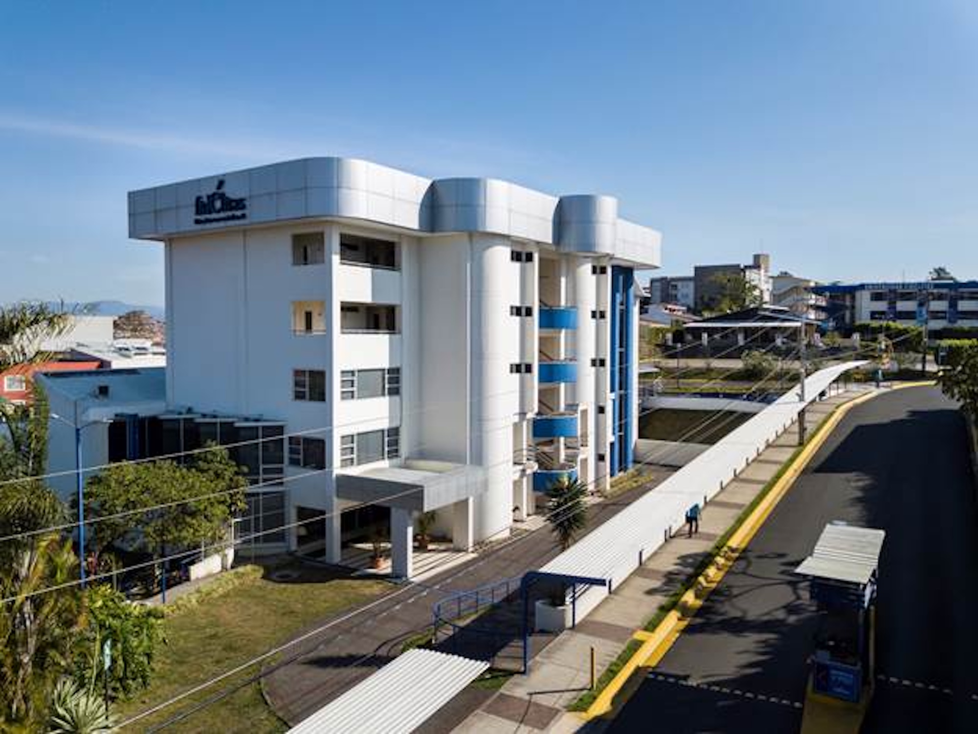 Universidad Fidélitas se integra al Consejo Latinoamericano de Escuelas de Administración