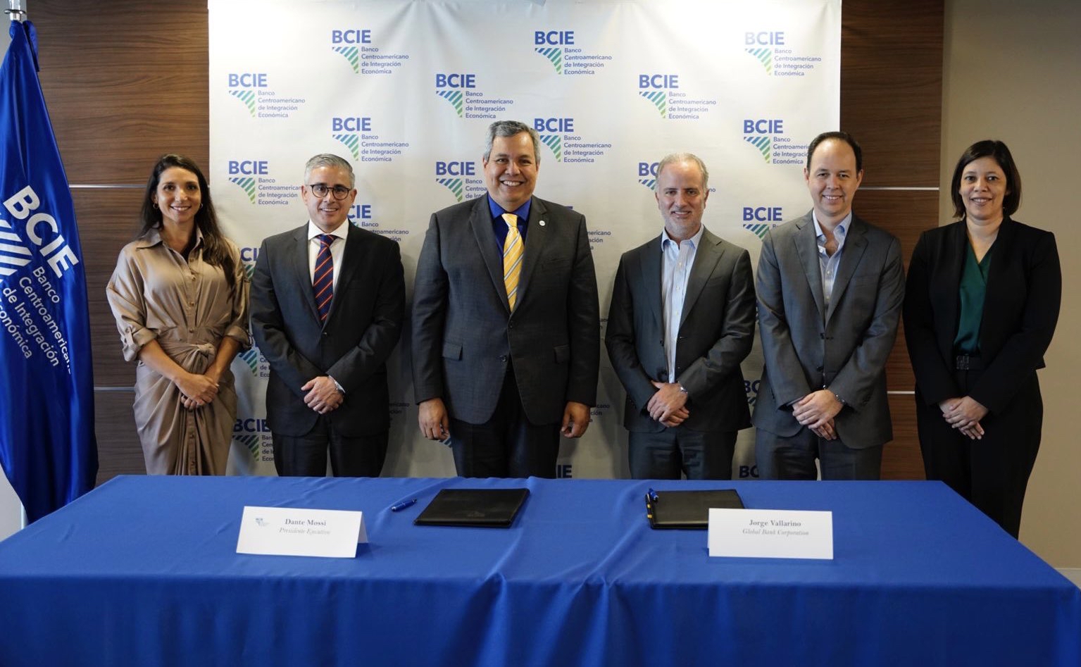 Global Bank formalizó ampliación de una línea de crédito otorgada por BCIE por US$75 millones para financiar a las pymes