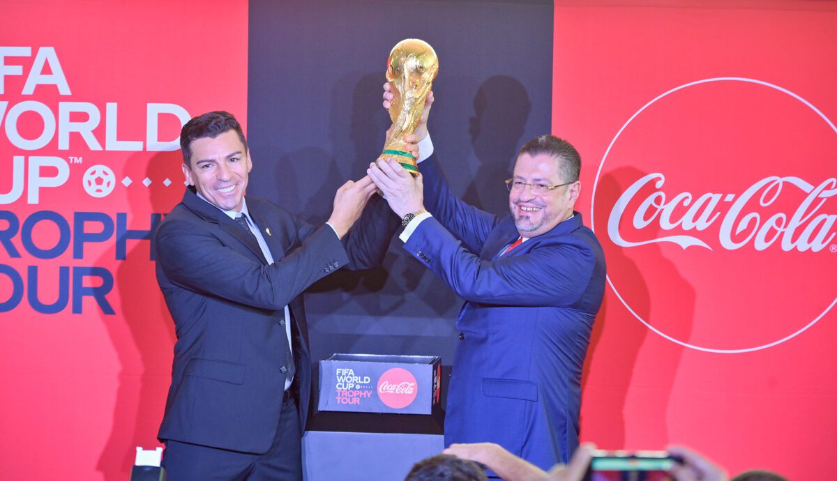 Coca-Cola Costa Rica compensó las acciones tras el Tour del Trofeo de la Copa Mundial de la FIFA