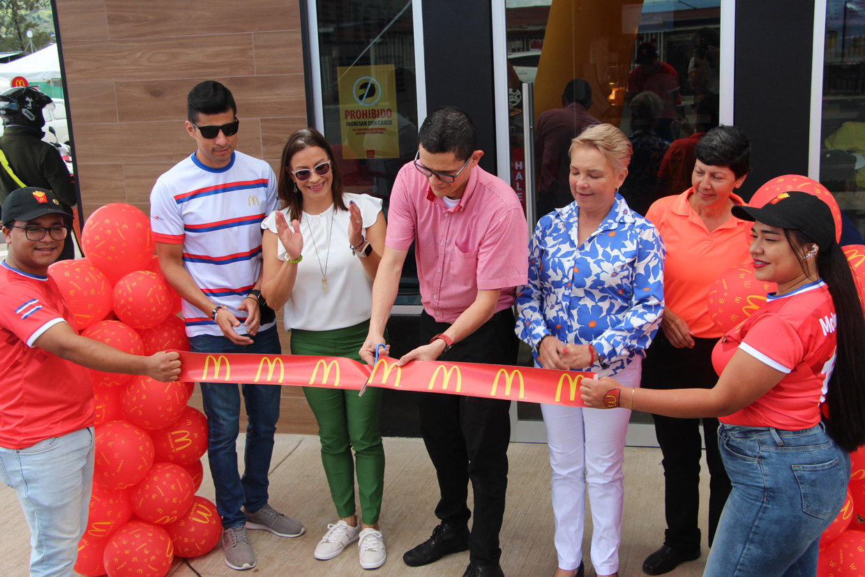 Arcos Dorados cierra 2022 con nuevo restaurante McDonald’s en Alajuelita y llega a 70 locales en Costa Rica