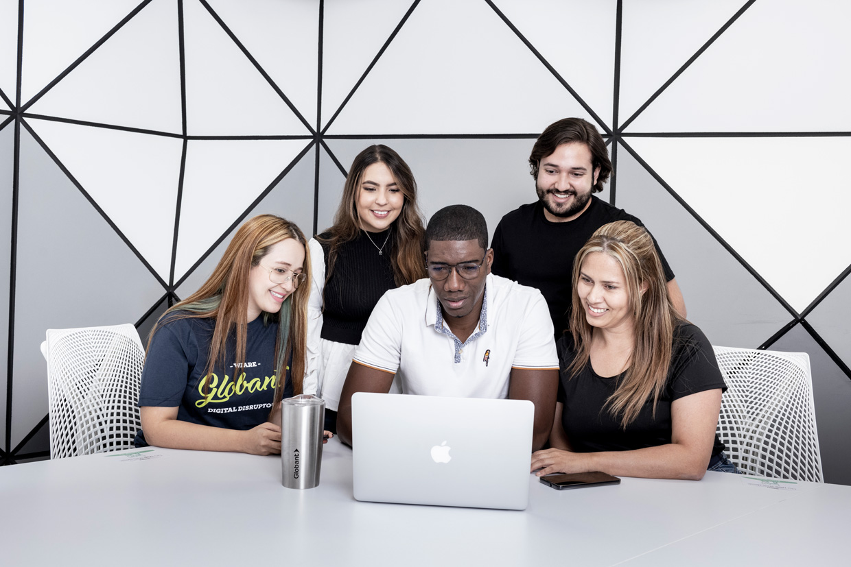 Code Your Future: Globant entregará 1.000 becas para personas interesadas en estudiar carreras de tecnología