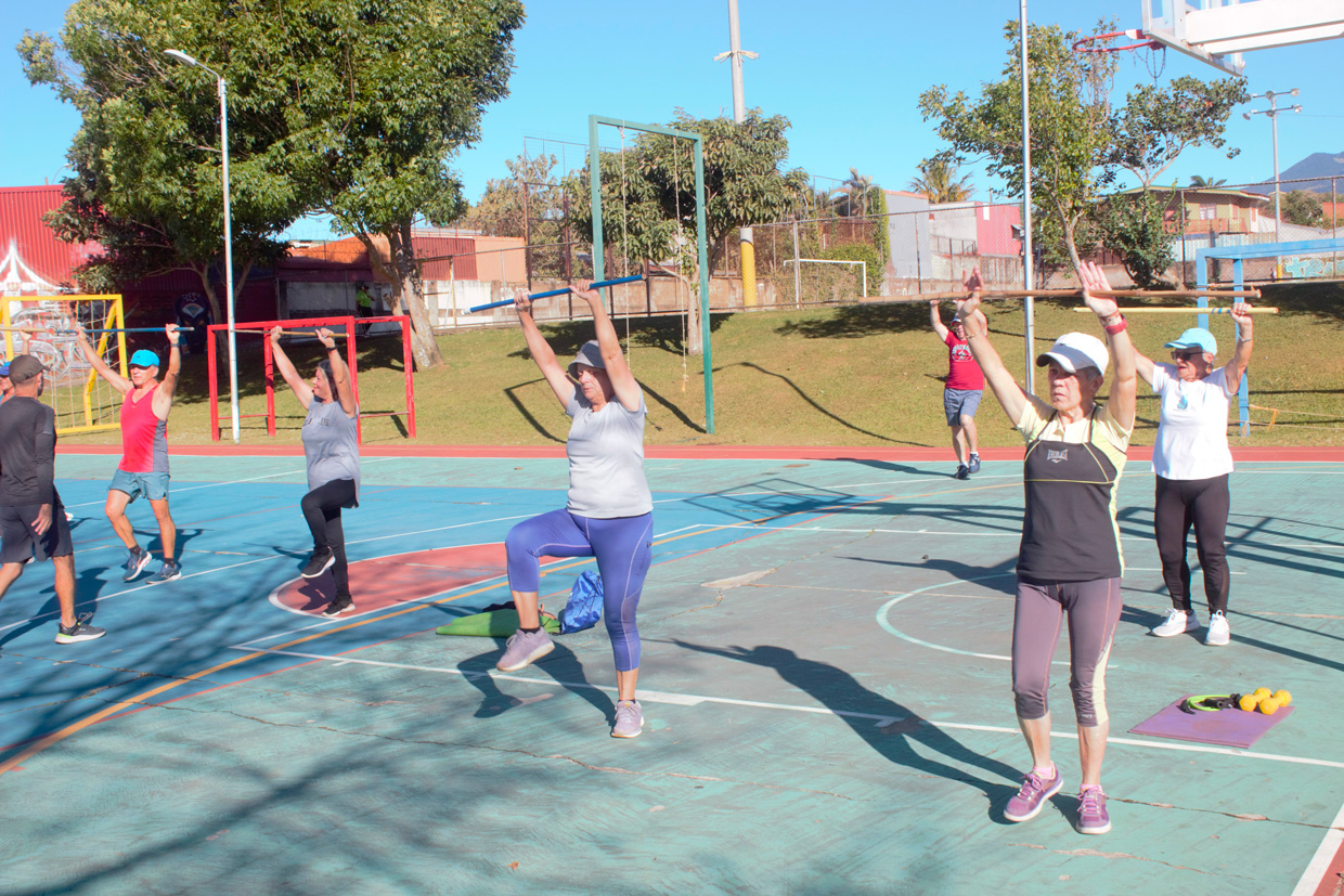 Médicos recomiendan realizarse chequeo general antes de iniciar cualquier ejercicio este 2023