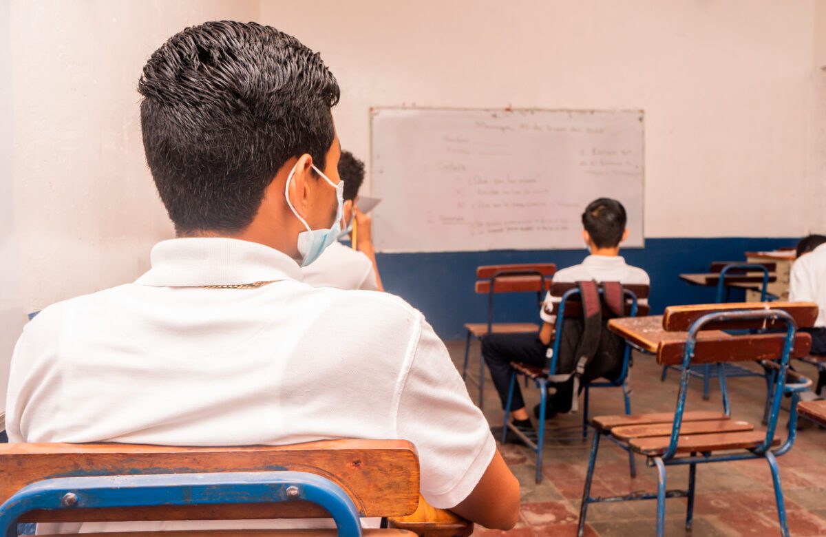 Con el apoyo del BCIE más de 11.000 estudiantes costarricenses serán beneficiados con la reconstrucción de sus centros educativos
