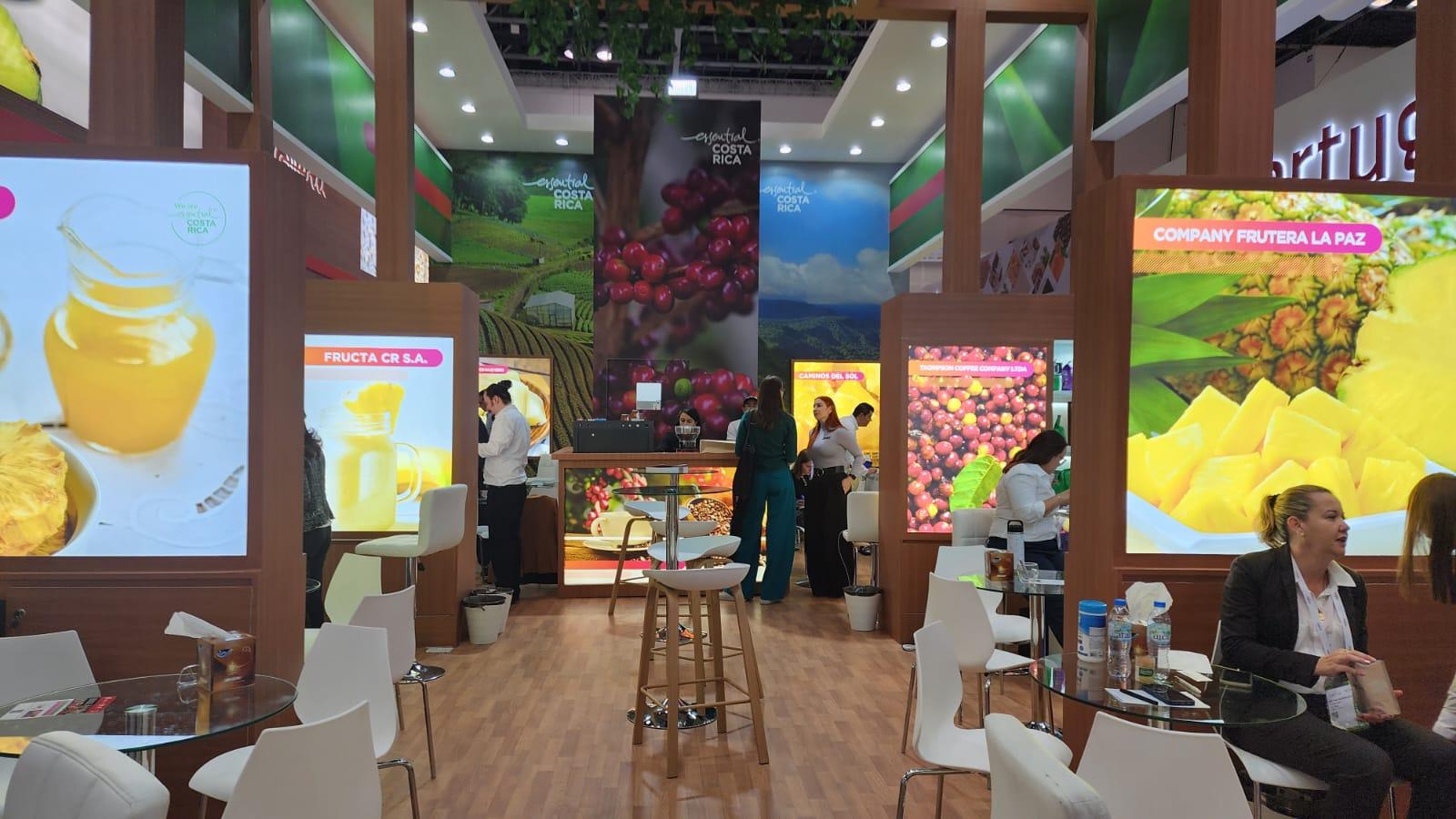 Industria alimentaria de Costa Rica exhibe su oferta de alto valor agregado en feria Gulfood Dubái