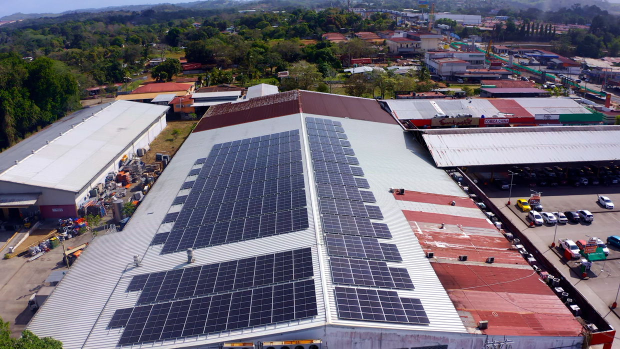 Grupo Rey celebra el día mundial de la energía con la inauguración de su primer proyecto de energía solar
