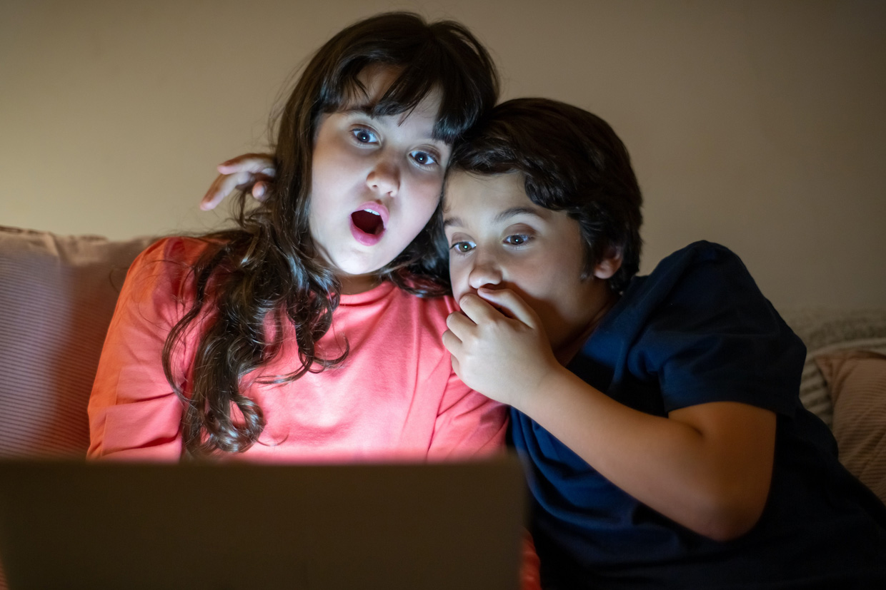 Un 51% de los padres de América Latina teme que Internet sea una amenaza para sus hijos