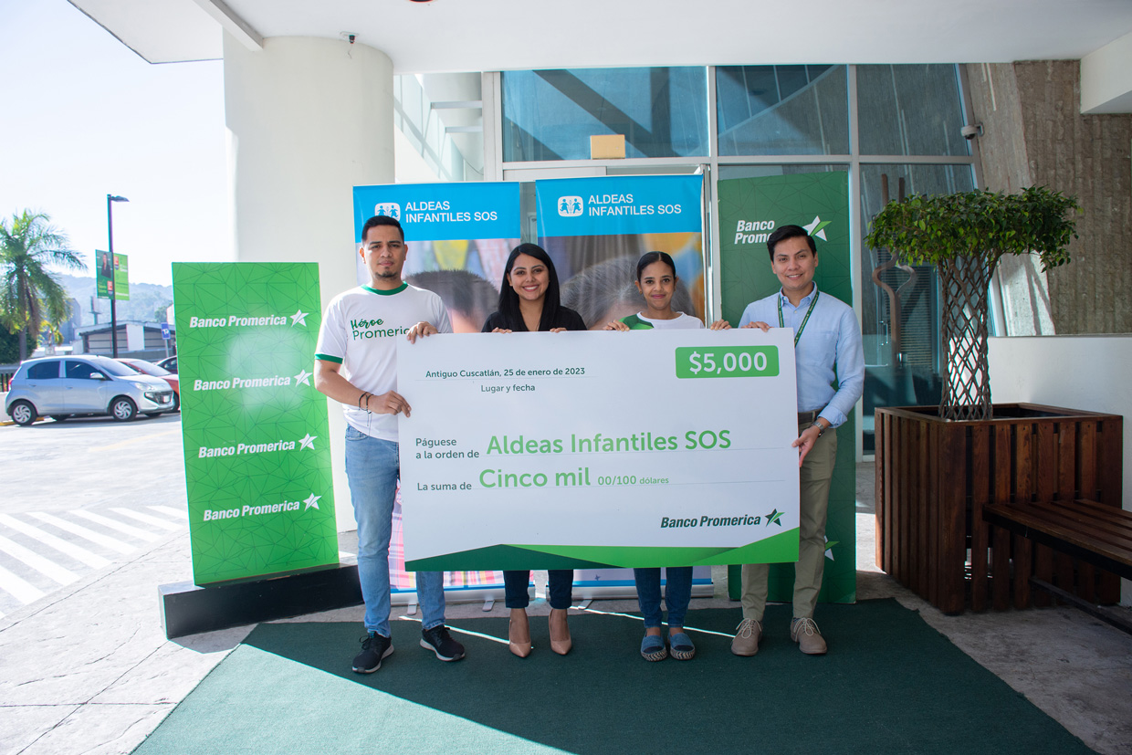 Banco Promerica El Salvador entrega donativo a Aldeas Infantiles SOS