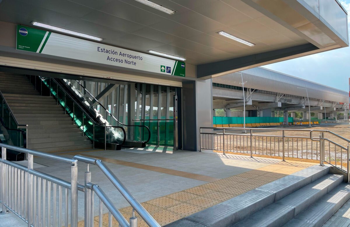Turistas ya pueden utilizar el Metro desde el Aeropuerto de Tocumen con sus tarjetas sin contacto en Panamá