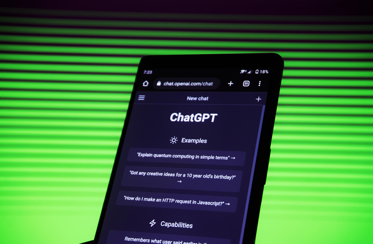 Cómo usar ChatGPT sin registrarte con su nueva actualización